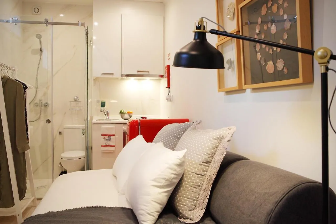 Vila Santa Marinha Lisboa شقة