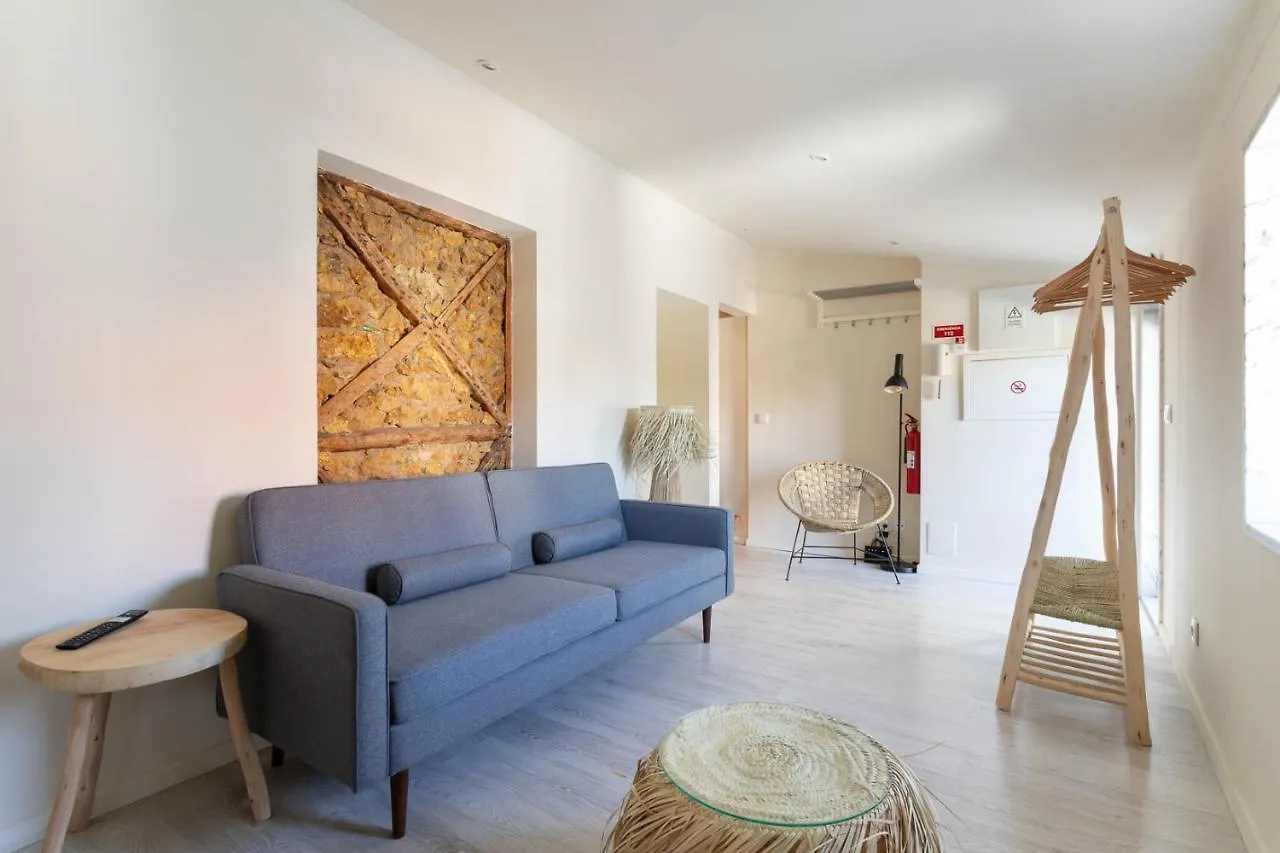 Vila Santa Marinha Lisboa