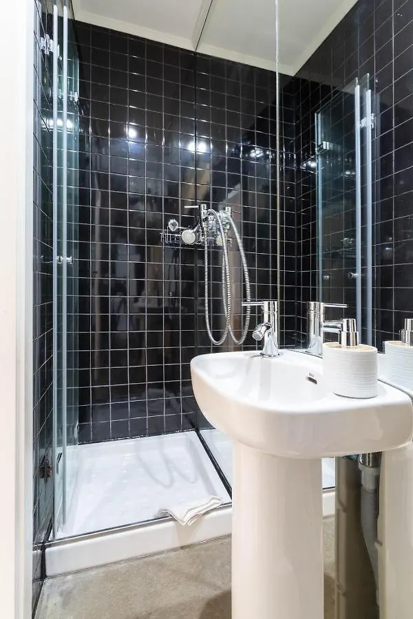 Vila Santa Marinha Lisbon Apartment